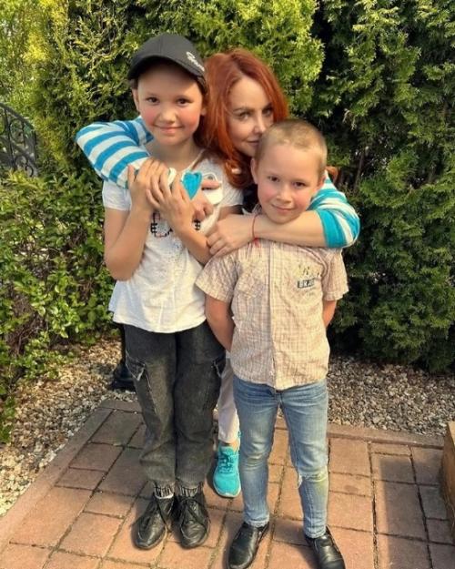 МакSим Снова навестила детей в семейном центре Мытищинский. 02 МакSим Снова навестила детей в семейном центре Мытищинский. 02