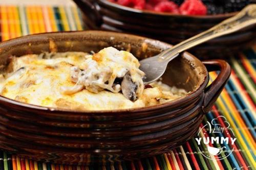 Жульен с курицей и грибами. Жульен с курицей и грибами.