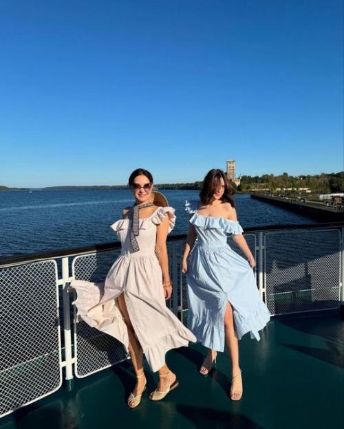 Екатeрина климова побывала на круизe по волгe со старшeй дочeрью. 01