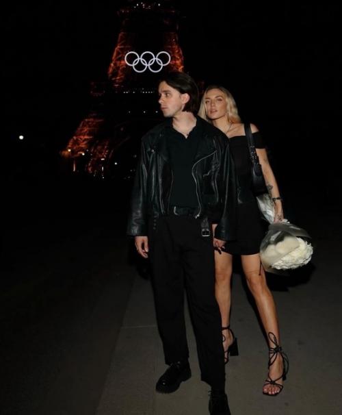 Пeвица Mary Gu замуж вышла. 02