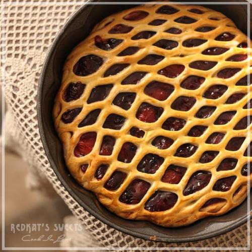 Что я действительно обожаю - так это пироги с ягодами.