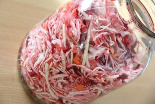 Рецепт приготовления маринованной капусты со свеклой. 02 Рецепт приготовления маринованной капусты со свеклой. 02