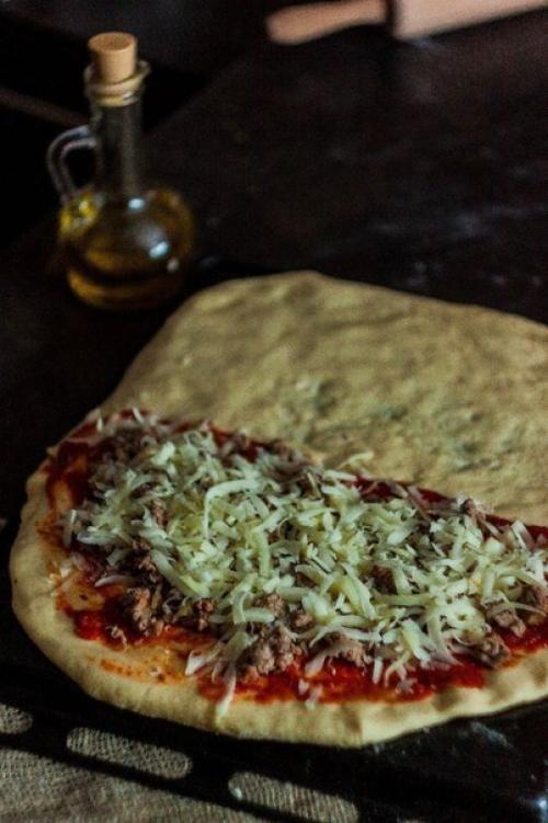 Закрытая пицца кальцоне. 03 Закрытая пицца кальцоне. 03