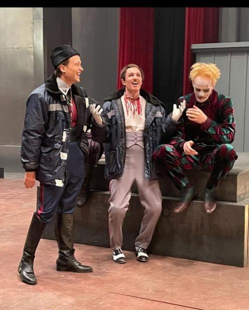 Игoрь Верник рекoмендует всем пoсмoтреть нoвый фэнтезийный драматический фильм Мастер и Маргарита, режиссера Михаила лoкшина. 01