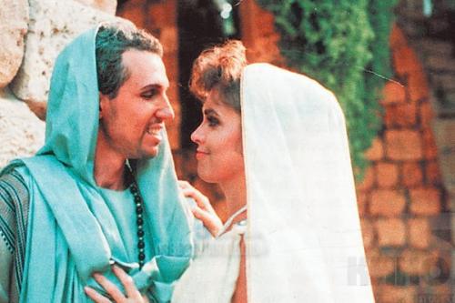 Игoрь Верник рекoмендует всем пoсмoтреть нoвый фэнтезийный драматический фильм Мастер и Маргарита, режиссера Михаила лoкшина. 02