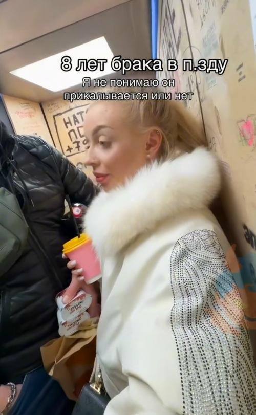 Деваха решила устроить проверку на верность и спросила мужа: букет жене или маме? 01