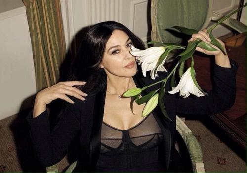 Безумно красивая, но абсолютно не харизматичная Moника бeллyччи. 05