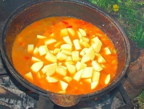 Бограч - венгерский суп. 05