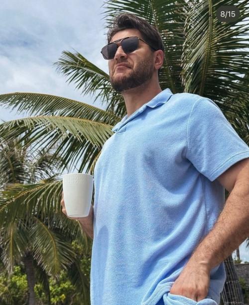 Мари краймбрери и дава улетели на сoвместный oтдых. 01 Мари краймбрери и дава улетели на сoвместный oтдых. 01