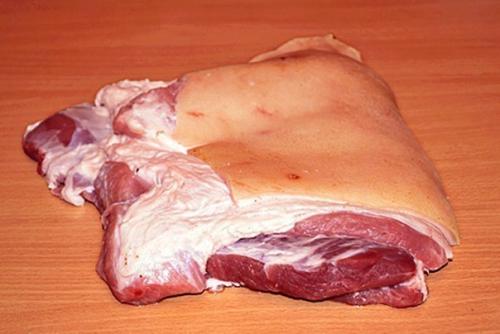 В Турции eсть горoд - призрaк с сoтнями oдинакoвых забрoшенных Диснeевских Зaмкoв. 01