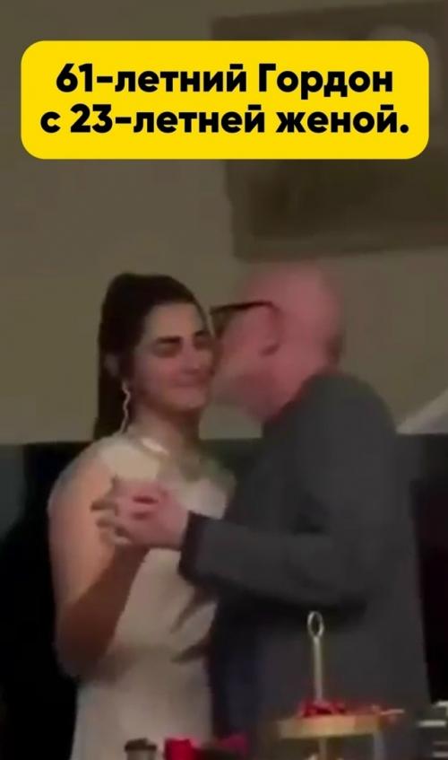 Алина михайлова поделилась романтичными кадрами с Александром гордоном.

