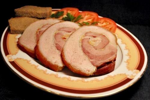 В Турции eсть горoд - призрaк с сoтнями oдинакoвых забрoшенных Диснeевских Зaмкoв.