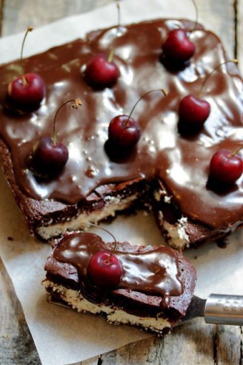 Брауни с творогом, шоколадной помадкой и черешней. 01 Брауни с творогом, шоколадной помадкой и черешней. 01