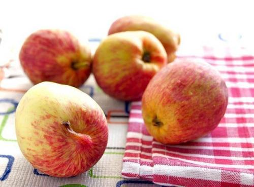 Очень вкусная шарлотка - лентяйка. 04 Очень вкусная шарлотка - лентяйка. 04