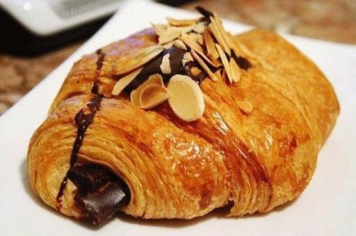 Топ - 10 вкусных ароматных круассанов. 01 Топ - 10 вкусных ароматных круассанов. 01