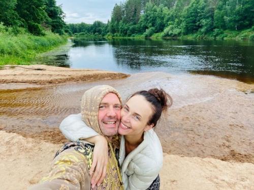 У Анны снаткиной нет пластических операций и она так красиво выглядит! 04