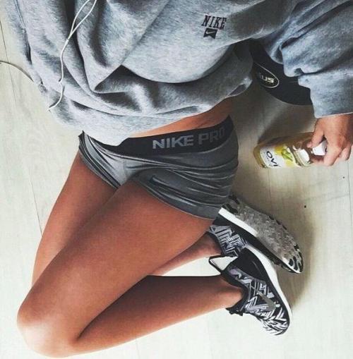 Как подтянуть кожу и вернуть ей упругость? Как подтянуть кожу и вернуть ей упругость?