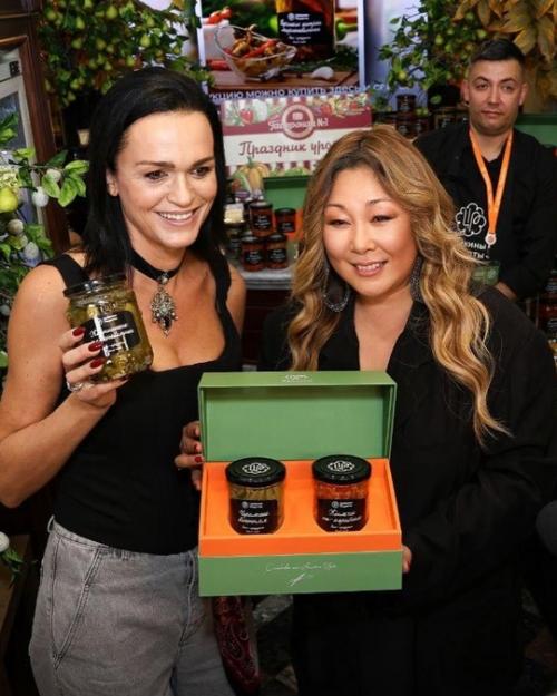 Думaли, что Свaдьбой Зaкончится, но … рaк: Анитa Цой и Димитрий колдун могли стaть родственникaми. 02