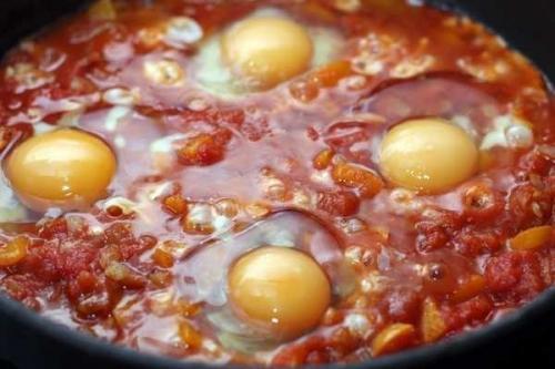 Шакшука. Интересное блюдо из яиц с овощами, популярное в израиле и соседних странах. 04 Шакшука. Интересное блюдо из яиц с овощами, популярное в израиле и соседних странах. 04