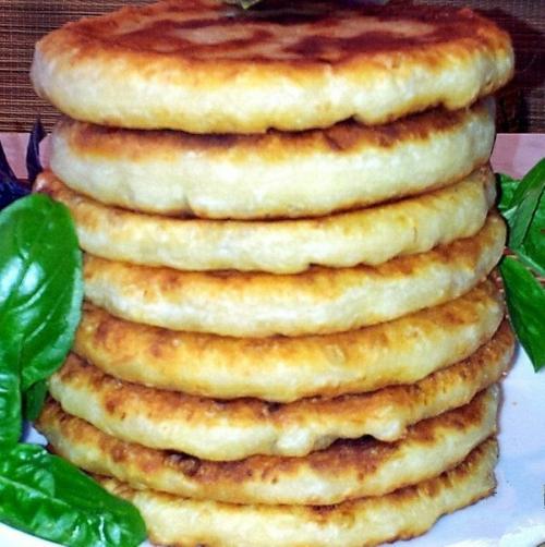 Сырные лепешки с начинкой. 01