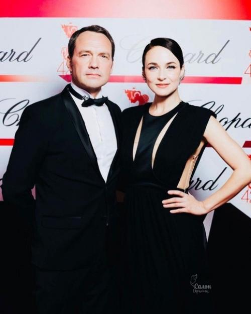 У Анны снаткиной нет пластических операций и она так красиво выглядит! 05