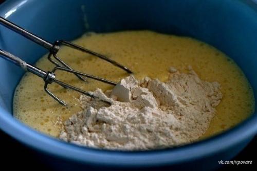 Шарлотка.  Ингредиенты:   Яйца - 4 шт. 02 Шарлотка.  Ингредиенты:   Яйца - 4 шт. 02