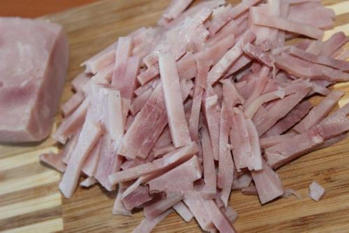 Салат из ветчины, помидоров, огурцов и сыра. 01 Салат из ветчины, помидоров, огурцов и сыра. 01