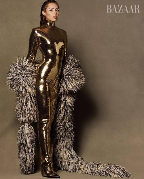 Майли Сайрус декабрьскую обложку Harper's Bazaar сделала! 02