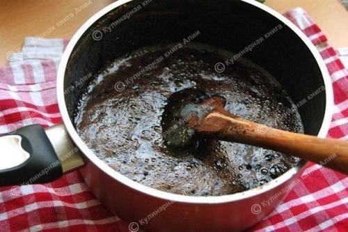 Торт Спартак. Торт Спартак - это медовик с заварным кремом и шоколадными медовыми коржами. 01 Торт Спартак. Торт Спартак - это медовик с заварным кремом и шоколадными медовыми коржами. 01