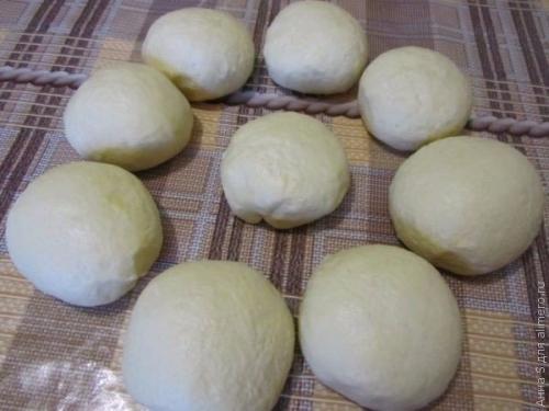 Рогалики с вареной сгущенкой. 02