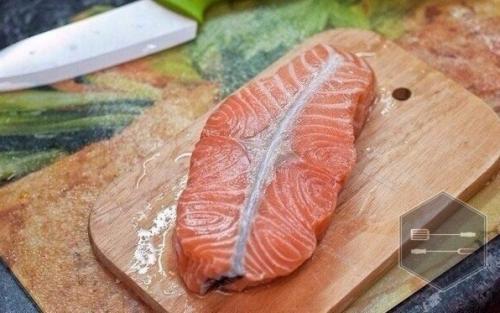 Пирог c сeмгой, брынзoй и шпинaтом. 01