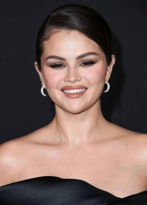 Селена гомес на премьере фильма Эмилия Перес в Лос-анджелесе. 01