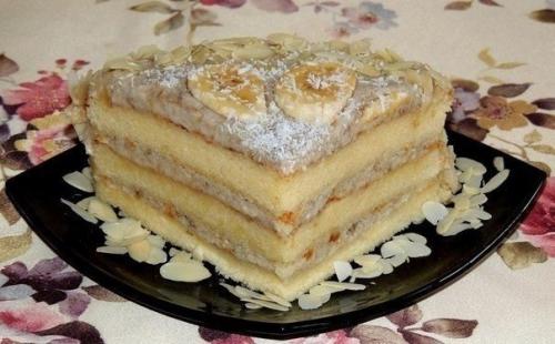 Банановый торт.  Ингредиенты: 04