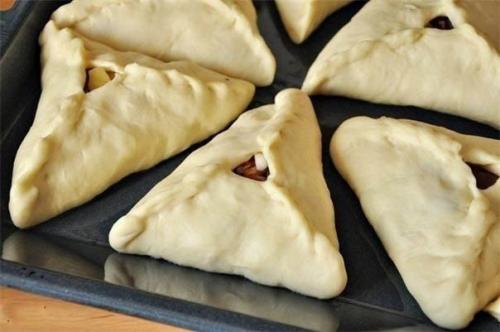 Как приготовить эчпочмак (треугольные пироги с картошкой и мясом). 08 Как приготовить эчпочмак (треугольные пироги с картошкой и мясом). 08
