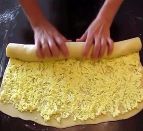 Творожные завитушки в сметанной заливке. 01