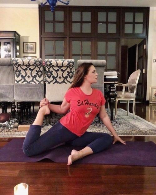 Телеведущая Екатерина Андреева выглядит просто нереально круто в свои 58 лет. 08