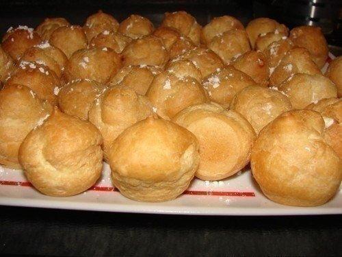 Пирожное эклеры с творожно - йогуртовым кремом.