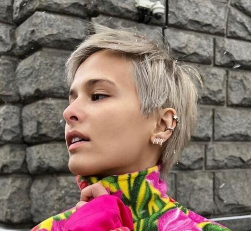 31-Летняя любовь аксенова отважилась на эксперимент с внешностью. 01 31-Летняя любовь аксенова отважилась на эксперимент с внешностью. 01