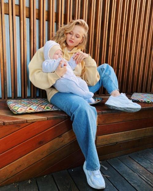 Александра бортич такая красивая! 02