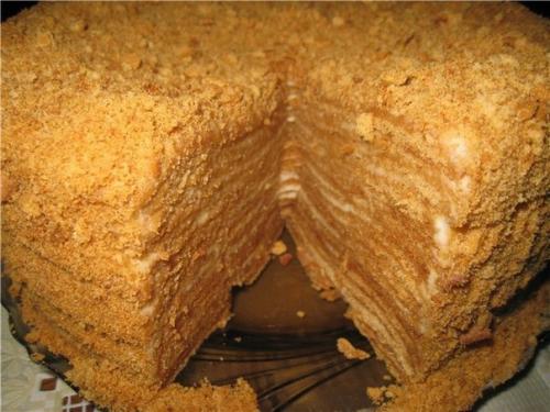 Медовик со сливочным кремом. Медовик со сливочным кремом.