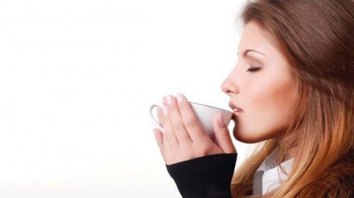 10 лучших напитков, которые поставят вас на ноги при простуде. 10 лучших напитков, которые поставят вас на ноги при простуде.