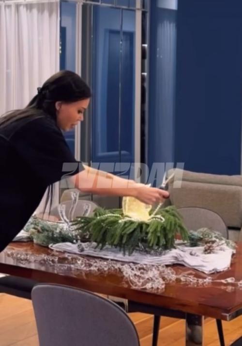 Самойлова свою 