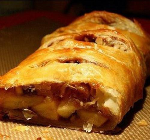 Яблочный штрудель.  Як кажуть у нас в Австрии - апфельштрудель. Яблочный штрудель.  Як кажуть у нас в Австрии - апфельштрудель.