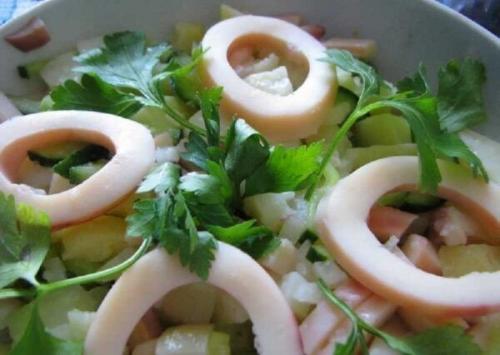 Три простых салатика с кальмарами. 01