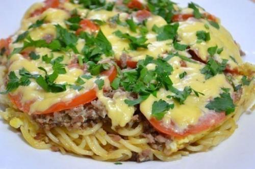 Макароны, запеченные с помидорами?