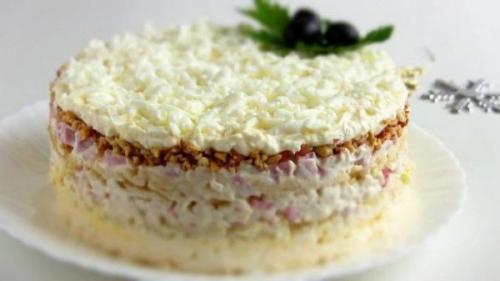 Салатики к новогоднему столу. Салатики к новогоднему столу.