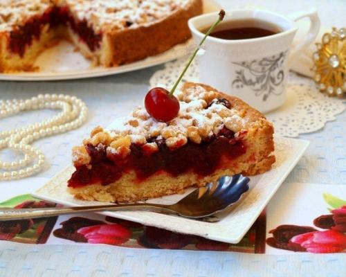 Песочный пирог с вишней? Песочный пирог с вишней?