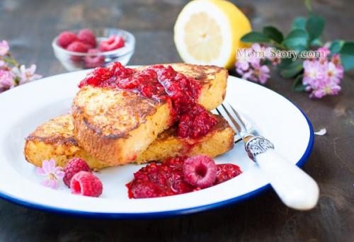 Французские тосты с малиной. Французские тосты с малиной.