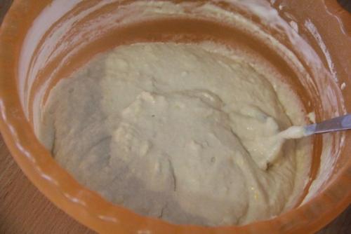 Оладьи без яиц пышные. Пышные оладьи на кефире без яиц.