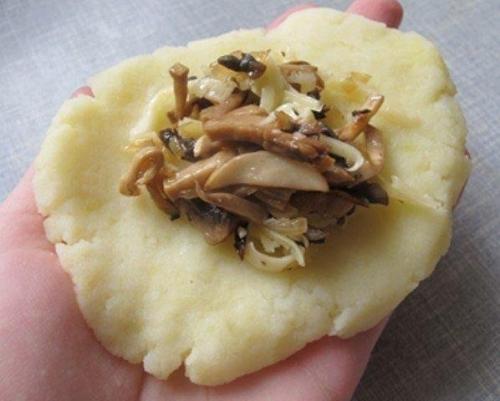 Картофельные зразы с грибами - сытно и аппетитно. 03 Картофельные зразы с грибами - сытно и аппетитно. 03